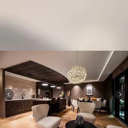 Center Sea Side Luxury One Double Bed Abc Breakfast Homestay szállás *